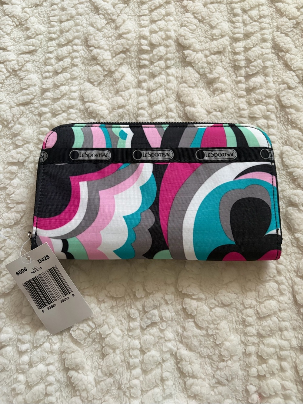 Lesportsac Lily Zip Wallet - Revolve Print